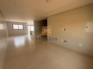 Sobrado com 3 suítes e área gourmet no Condomínio Parintins