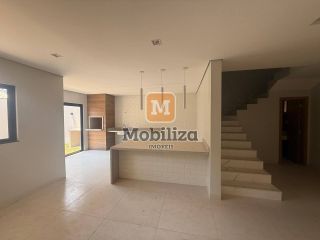 Sobrado com 3 suítes e área gourmet no Condomínio Parintins