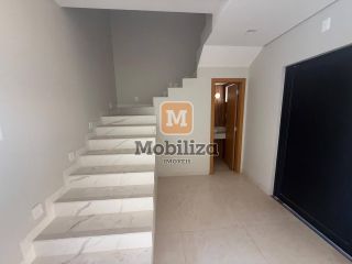 Sobrado com 3 suítes e área gourmet no Condomínio Parintins