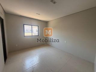 Sobrado com 3 suítes e área gourmet no Condomínio Parintins