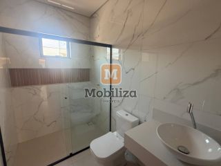 Sobrado com 3 suítes e área gourmet no Condomínio Parintins