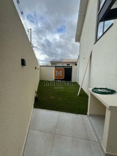 Sobrado com piscina privativa e 3 suítes no Condomínio Parintins