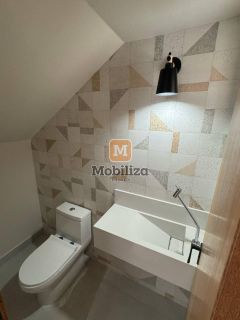 Sobrado com piscina privativa e 3 suítes no Condomínio Parintins