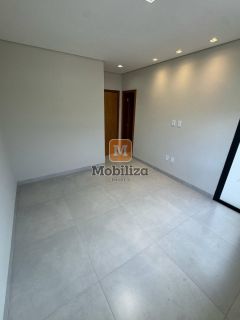 Sobrado com piscina privativa e 3 suítes no Condomínio Parintins