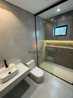 Sobrado com piscina privativa e 3 suítes no Condomínio Parintins