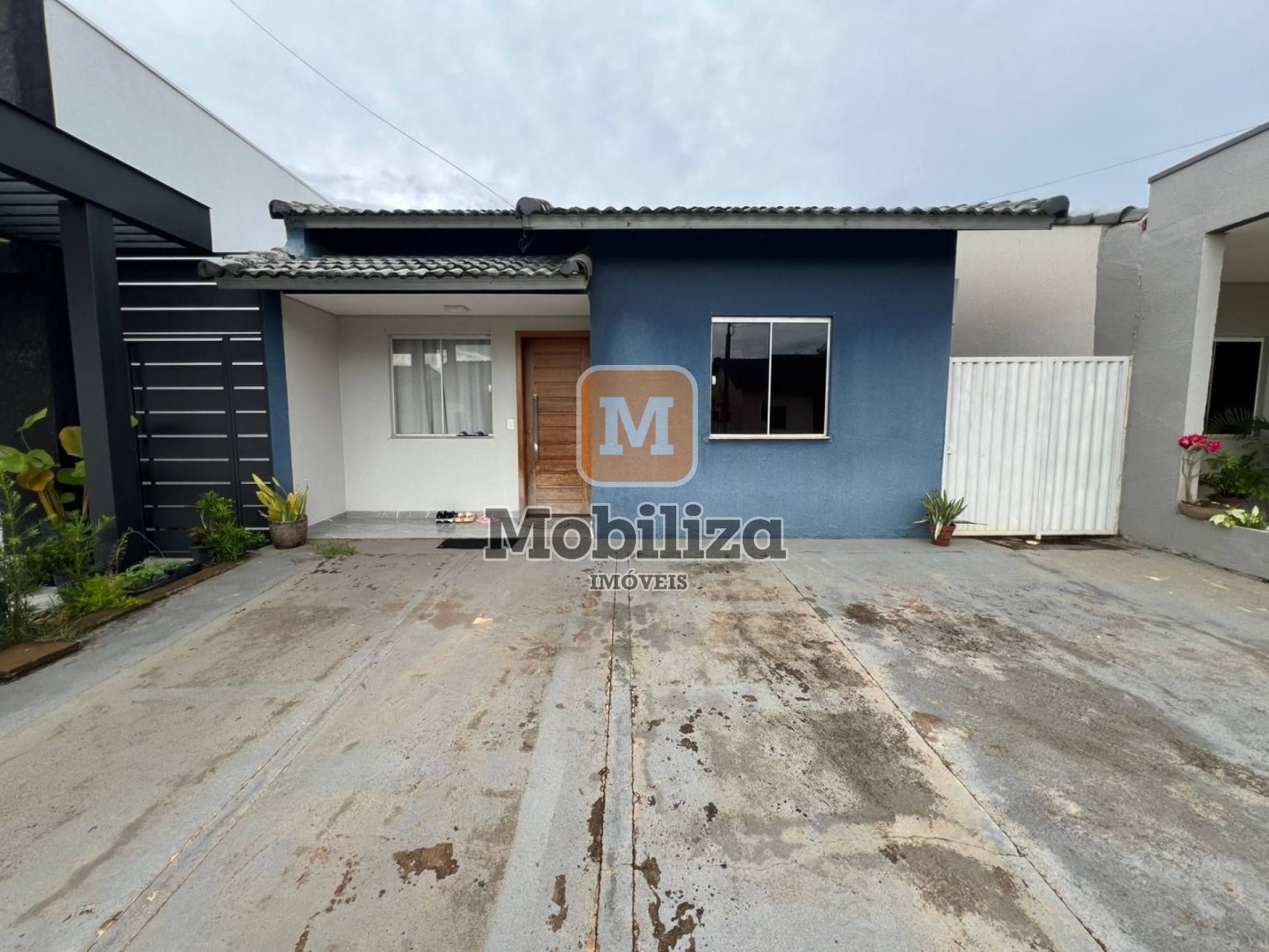 Exclusividade - Casa com 2 dormitórios sendo 1 suíte com closet no Condomínio Terra Brasil