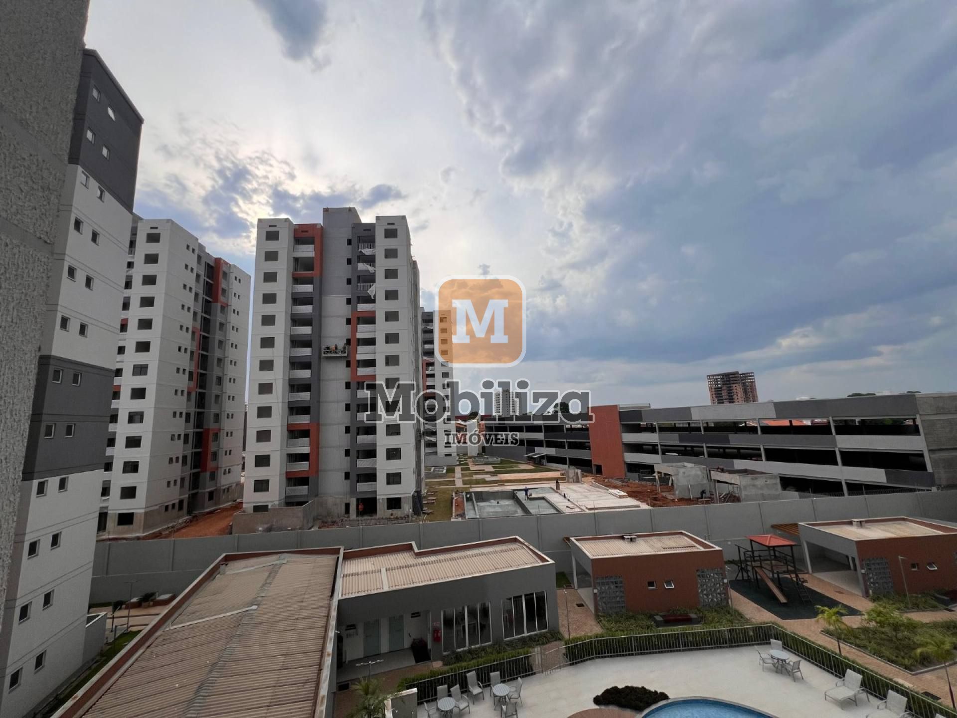 Locação de apartamento semi mobiliado com 2 dormitórios sendo 1 suíte no Condomínio Atmos Living