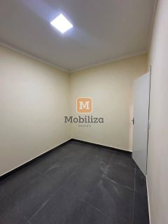 Excelente casa com 2 dormitórios e 2 vagas de garagem cobertas no Condomínio Residencial Riviera