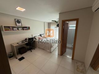 Apartamento com 3 suítes, sacada espaçosa no Condomínio Monte Olímpio