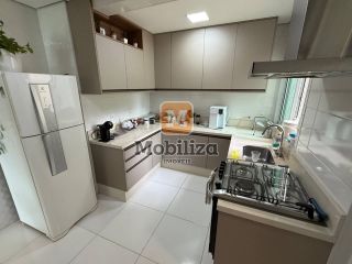 Apartamento com 3 suítes, sacada espaçosa no Condomínio Monte Olímpio