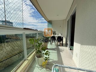 Apartamento com 3 suítes, sacada espaçosa no Condomínio Monte Olímpio