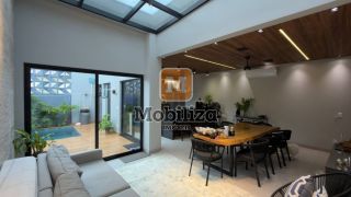 Casa com 3 dormitórios sendo 1 suíte com closet, área gourmet completa e piscina no Condomínio San Matheus