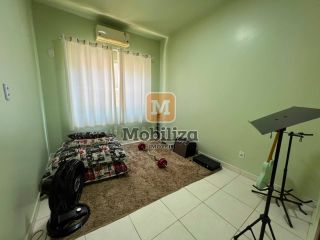 Casa com 3 dormitórios sendo 1 suíte e quintal amplo no Condomínio San Matheus