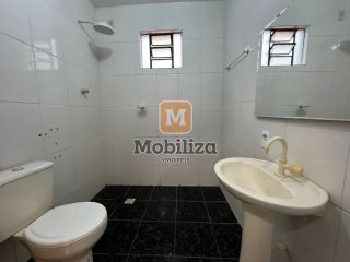 Sobrado com piscina, 3 dormitórios sendo 1 suíte em excelente localização na Zona Norte - Bairro Pedrinhas