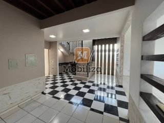 Sobrado com piscina, 3 dormitórios sendo 1 suíte em excelente localização na Zona Norte - Bairro Pedrinhas