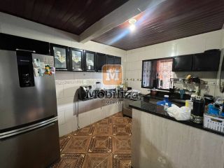 Casa próxima a Av. Campos Sales com piscina e terreno de 328m² - Bairro Areal