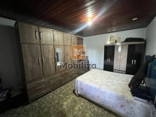 Casa próxima a Av. Campos Sales com piscina e terreno de 328m² - Bairro Areal