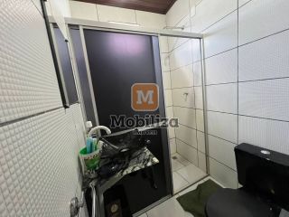 Casa próxima a Av. Campos Sales com piscina e terreno de 328m² - Bairro Areal