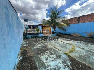 Casa próxima a Av. Campos Sales com piscina e terreno de 328m² - Bairro Areal