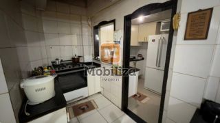 Sobrado com 3 quartos sendo 1 suíte no Condomínio Jardim Victória