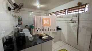 Sobrado com 3 quartos sendo 1 suíte no Condomínio Jardim Victória