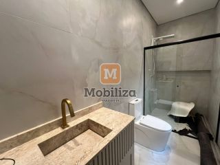 Casa com 4 quartos sendo 2 suítes e piscina aquecida no Bosque do Rio Madeira