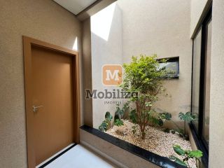 Casa com 4 quartos sendo 2 suítes e piscina aquecida no Bosque do Rio Madeira