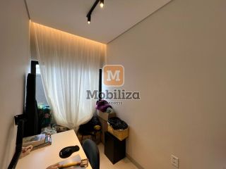 Casa com 4 quartos sendo 2 suítes e piscina aquecida no Bosque do Rio Madeira