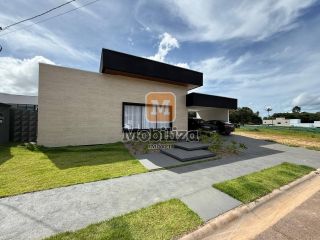 Casa com 4 quartos sendo 2 suítes e piscina aquecida no Bosque do Rio Madeira