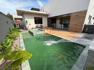 Casa com 4 quartos sendo 2 suítes e piscina aquecida no Bosque do Rio Madeira