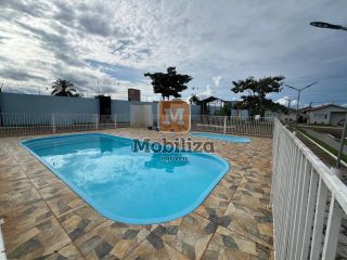 Casa com 2 dormitórios e quintal amplo no Condomínio Lagoa Azul