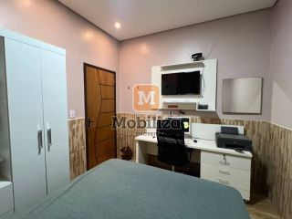 Exclusividade - Casa com 3 dormitórios, energia solar e móveis planejados em uma região em expansão