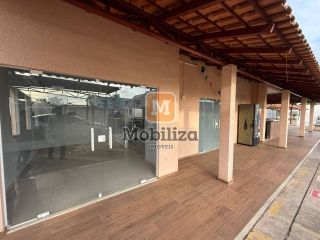 Apartamento térreo com terreno e 2 dormitórios no Condomínio Urca