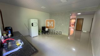 Casa com 3 dormitórios e piscina no bairro Flodoaldo Pontes Pinto