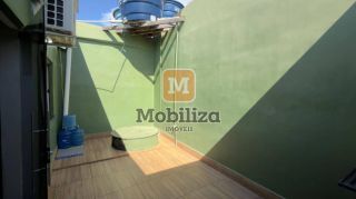 Casa com 3 dormitórios e piscina no bairro Flodoaldo Pontes Pinto