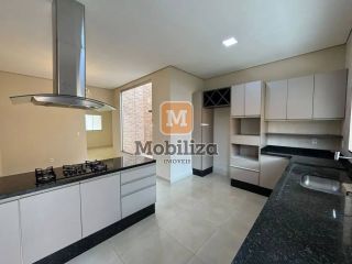 Casa com 3 quartos sendo 1 suíte no Loteamento Greenville com 146m² de área privativa