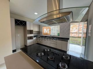 Casa com 3 quartos sendo 1 suíte no Loteamento Greenville com 146m² de área privativa
