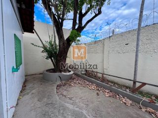 Casa no Condomínio Icaraí 2 com 3 quartos sendo 1 suíte e área gourmet com churrasqueira