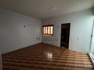 Casa no Condomínio Icaraí 2 com 3 quartos sendo 1 suíte e área gourmet com churrasqueira