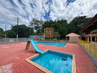 Casa no Condomínio Icaraí 2 com 3 quartos sendo 1 suíte e área gourmet com churrasqueira