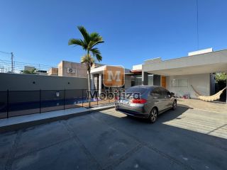 Casa com 3 quartos sendo 2 suítes, piscina e fino acabamento no Greenville