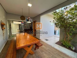 Casa com 3 quartos sendo 2 suítes, piscina e fino acabamento no Greenville