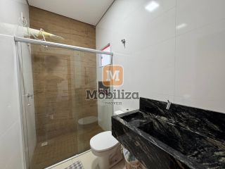 Casa com 3 quartos sendo 2 suítes, piscina e fino acabamento no Greenville