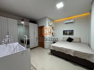 Casa com 3 quartos sendo 2 suítes, piscina e fino acabamento no Greenville