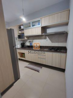 Apartamento com 2 dormitórios e semi mobiliado no Condomínio RK