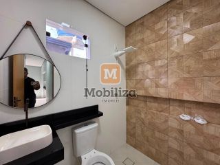 Casa com 3 dormitórios sendo 1 suíte, quintal amplo e edícula no bairro Igarapé
