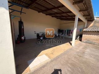 Casa ampla com 3 quartos sendo 1 suíte e terreno de 900m² no bairro Igarapé