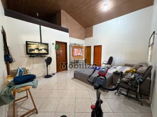 Casa ampla com 3 quartos sendo 1 suíte e terreno de 900m² no bairro Igarapé