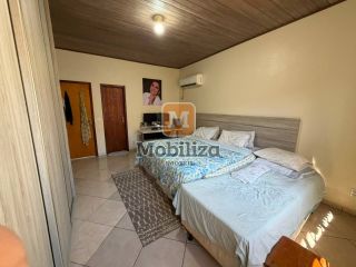 Casa ampla com 3 quartos sendo 1 suíte e terreno de 900m² no bairro Igarapé