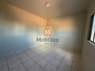 Apartamento com 2 dormitórios e vagas de garagem paralelas no Condomínio RK
